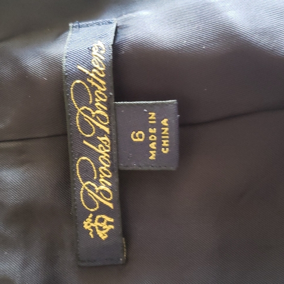 Brooks Brothers Blazer Size 6 Dark Blue Three Button Front Office Career Wear - Picture 3 of 6